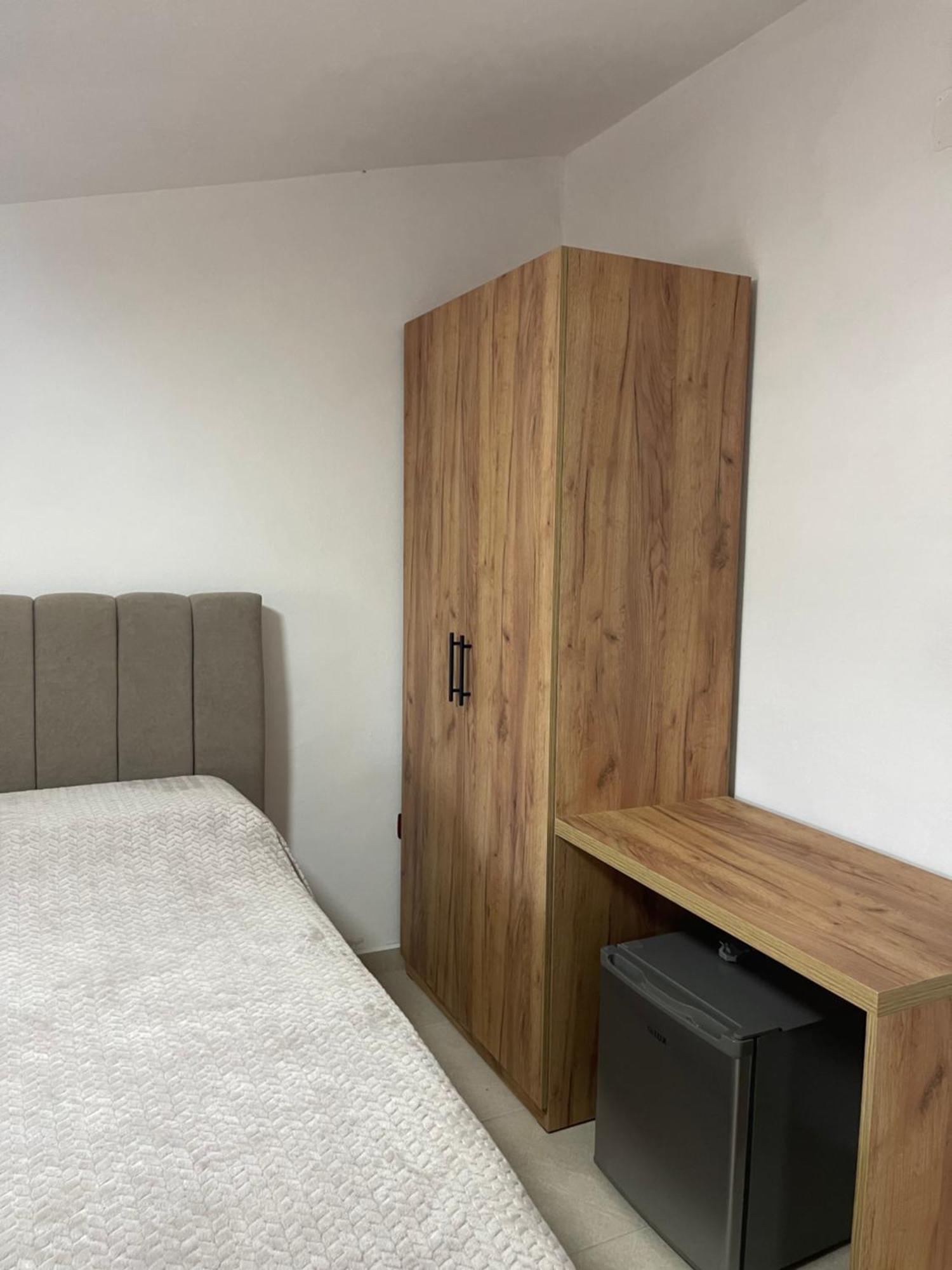 Prela'S Rooms Shkodër Esterno foto